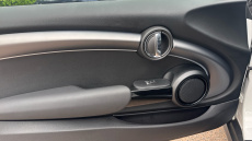 MINI Hatchback 1.5 Cooper Exclusive Premium 3dr Auto Petrol Hatchback